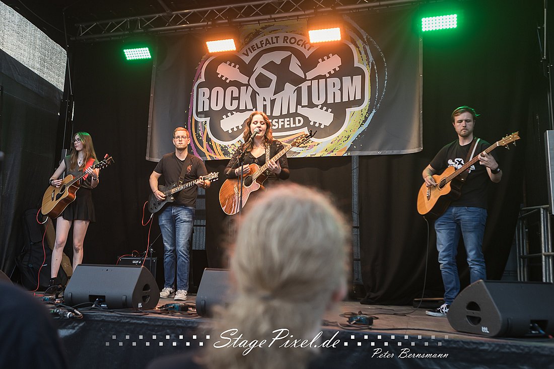 In Between (Rock am Turm Coesfeld)