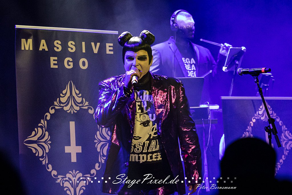 Massive Ego (Amphi Festival 2019)