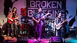 Broken Blessing (D&uuml;lmen Neue Spinnerei)