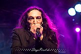 Kissin' Black (Bochum Matrix)